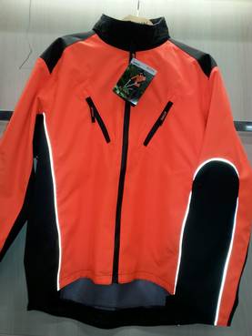 Stihl metsurin takki Stihl metsurin takki