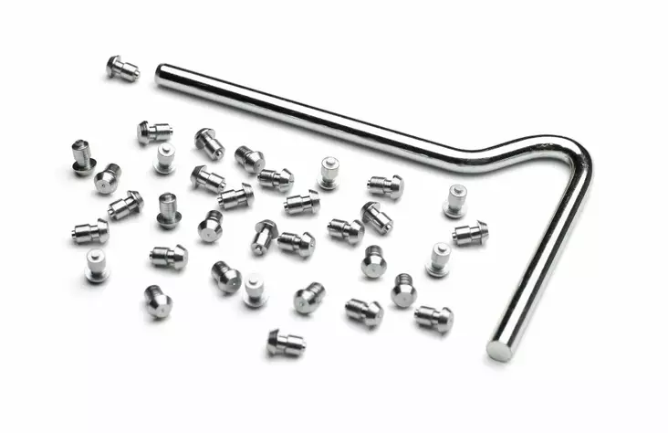 Nastasarja, 50 nastaa ja työkalu - Metsurin kenkien varusteet - 5872581-01 - 1