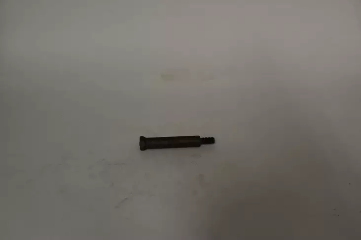 B&S pakoputken pultti 691413 - Moottoreiden pultit, ruuvit - 691413 - 1