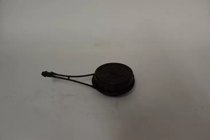 B&S polttoainetankin korkki 799585 - Polttoainehanat, korkit ja tankit - 799585 - 1