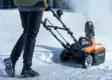 HUSQVARNA ST 143i Akkukäyttöinen lumilin - Husqvarna lumilingot - 9707890-01KIT - 2