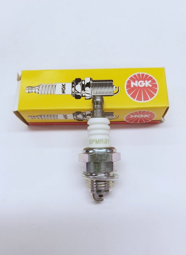 Sytytystulppa NGK BPMR8Y - Pienkoneiden sytytystulpat - BPMR8Y - 1